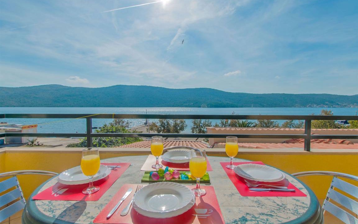 Poljica Apartment | 50 m² Apartment ∙ 2 bedrooms ∙ 6 guests