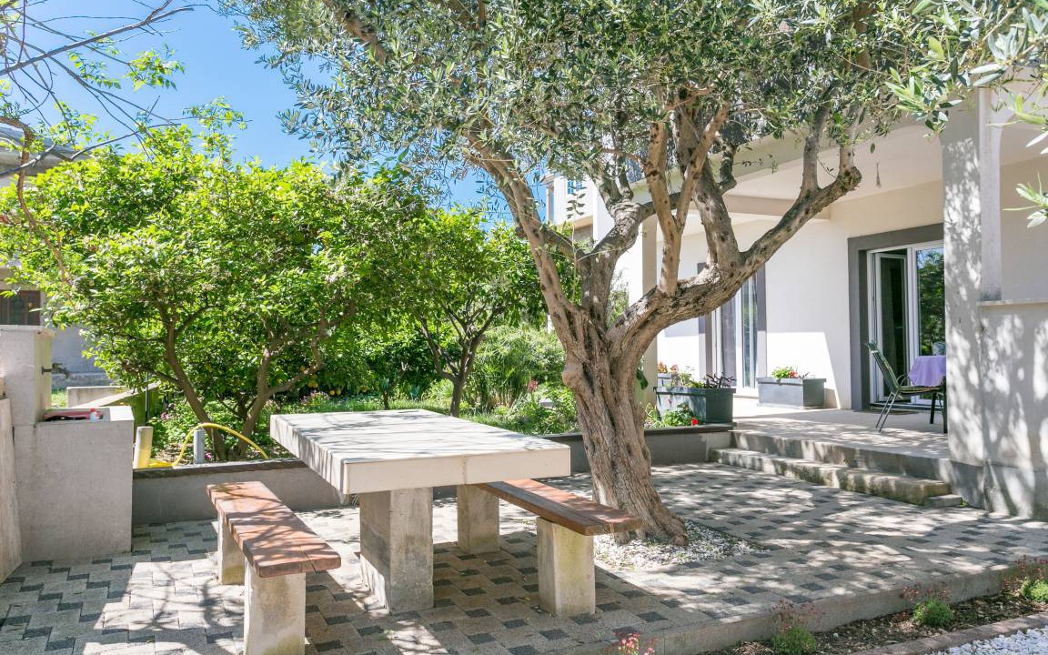 Kastel Novi Apartment | 50 m² Apartment ∙ 2 bedrooms ∙ 5 guests