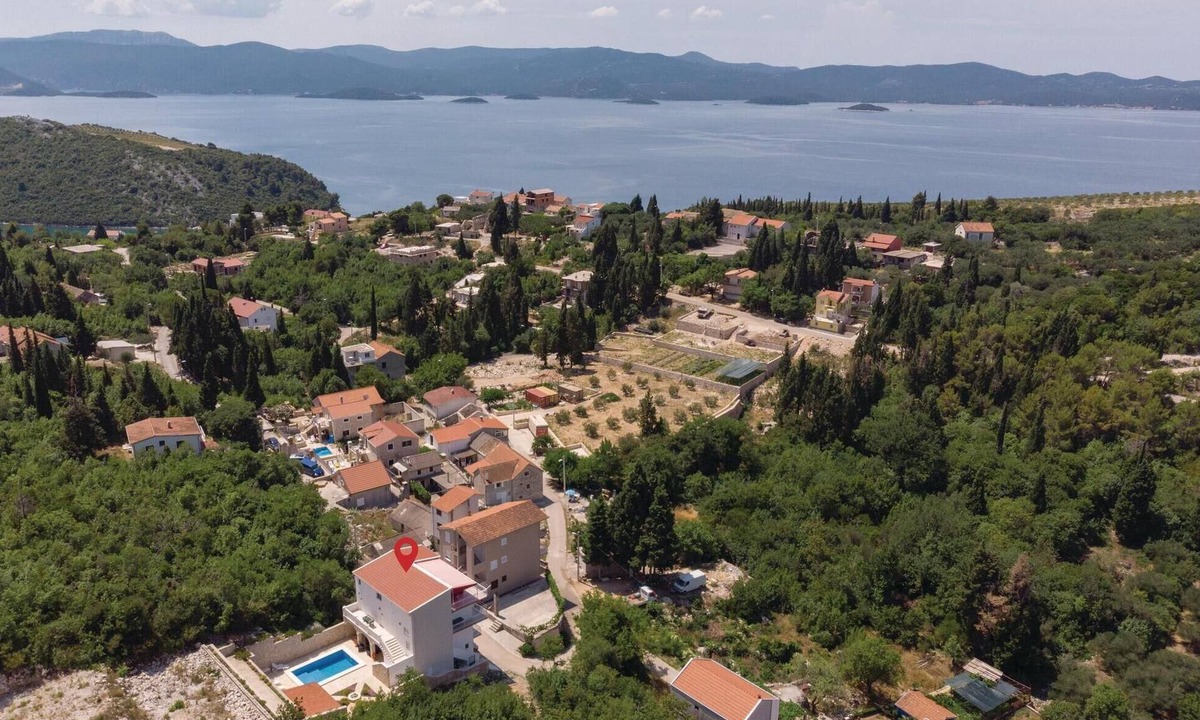 Accommodation | Kremena