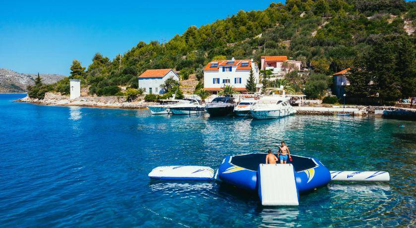 Rava Bed & Breakfast | 60 m² Bed and breakfast ∙ 2 bedrooms ∙ 4 guests