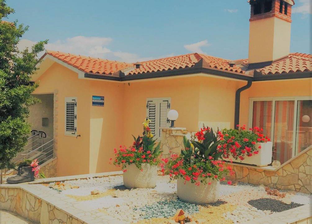 Ravni Apartment | 65 m² Apartment ∙ 2 bedrooms ∙ 4 guests