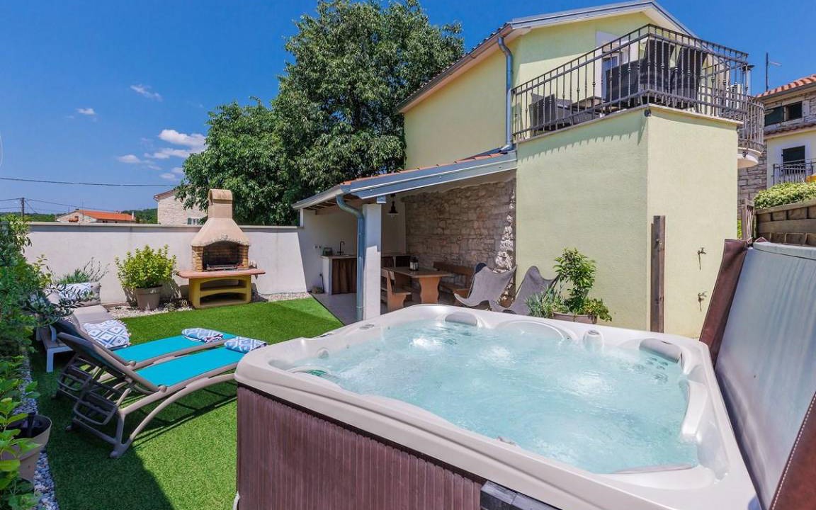 Bubani House | 65 m² House ∙ 2 bedrooms ∙ 4 guests