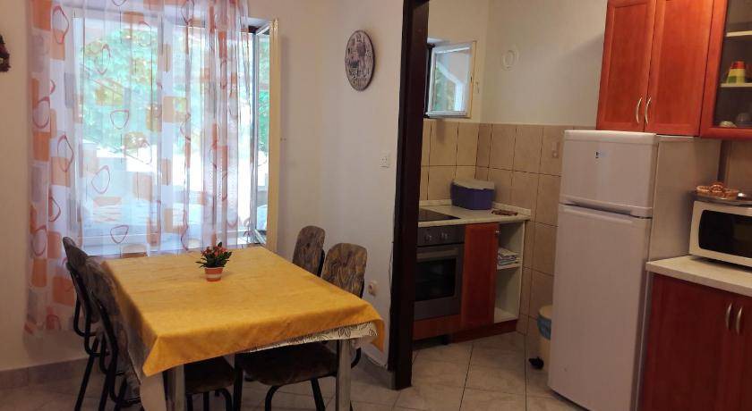 Drage Apartment | 70 m² Apartment ∙ 2 bedrooms ∙ 5 guests