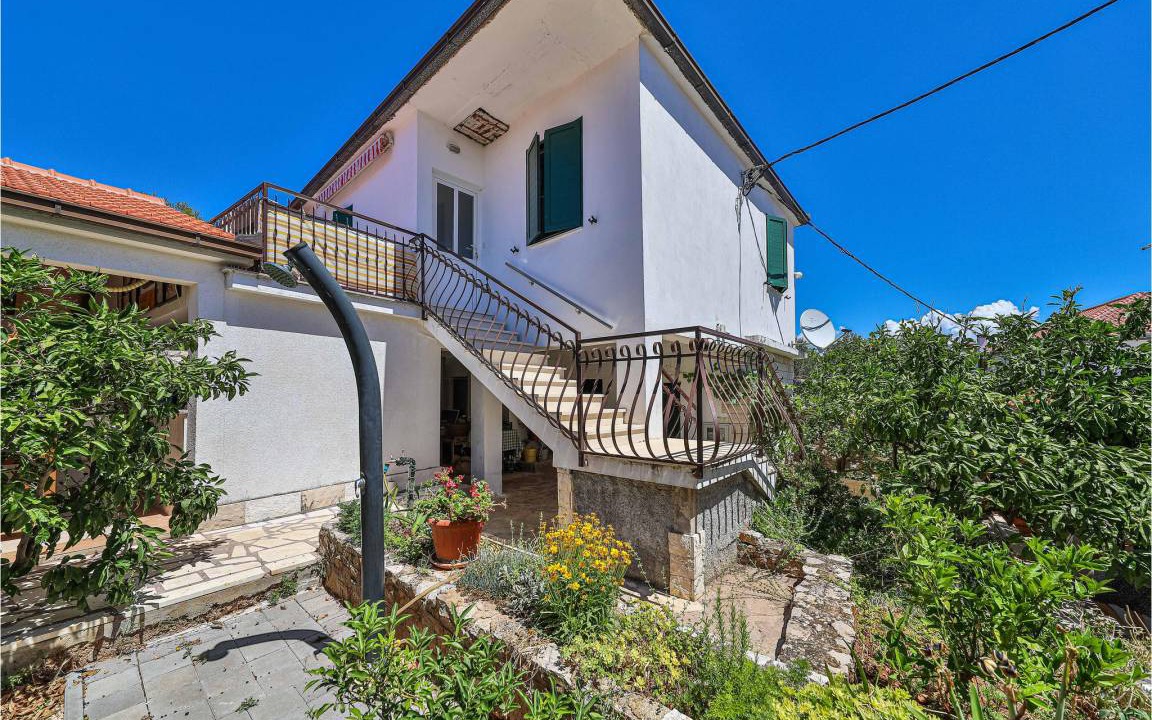 Drvenik Mali House | 76 m² House ∙ 4 bedrooms ∙ 8 guests