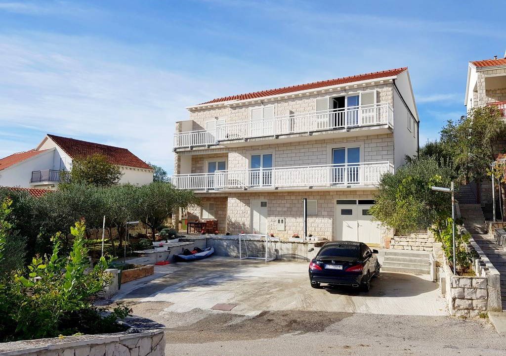 Lumbarda Apartment | 90 m² Apartment ∙ 2 bedrooms ∙ 6 guests
