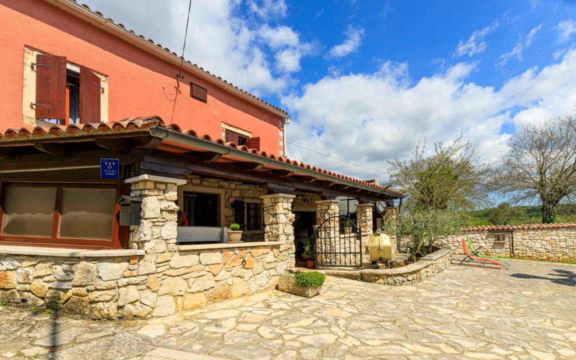 Kruncici House | 90 m² House ∙ 2 bedrooms ∙ 4 guests