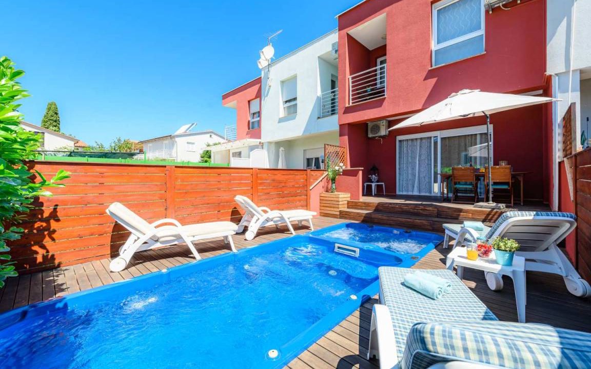 Valica House | 92 m² House ∙ 2 bedrooms ∙ 5 guests