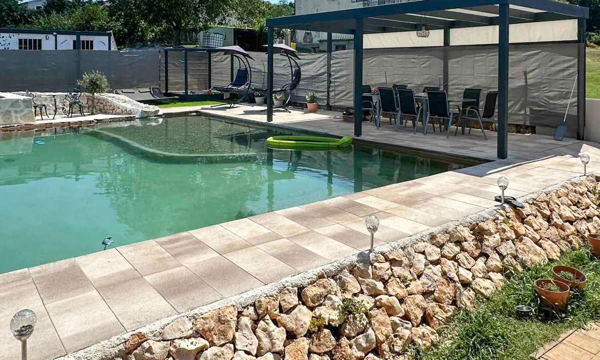 Krsan Apartment | Amazing apartment in Krsan with swimming pool