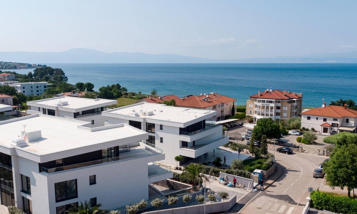 Zidarici Apartment | Amazing apartment in Malinska with house sea view