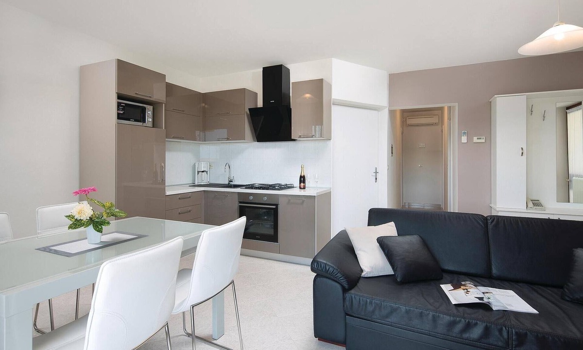Rabac Apartment | Amazing apartment in Rabac with WiFi
