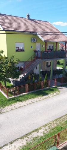 Municipality of Gracac Apartment | Andrić