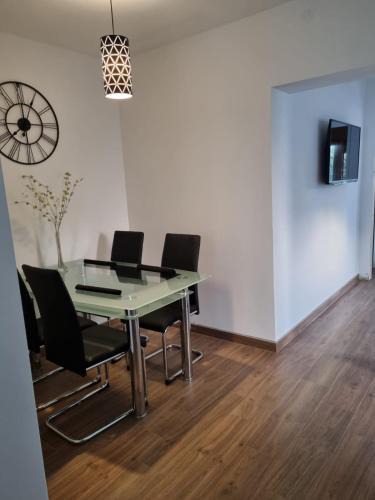 Duce Apartment | Angel wing apartmant