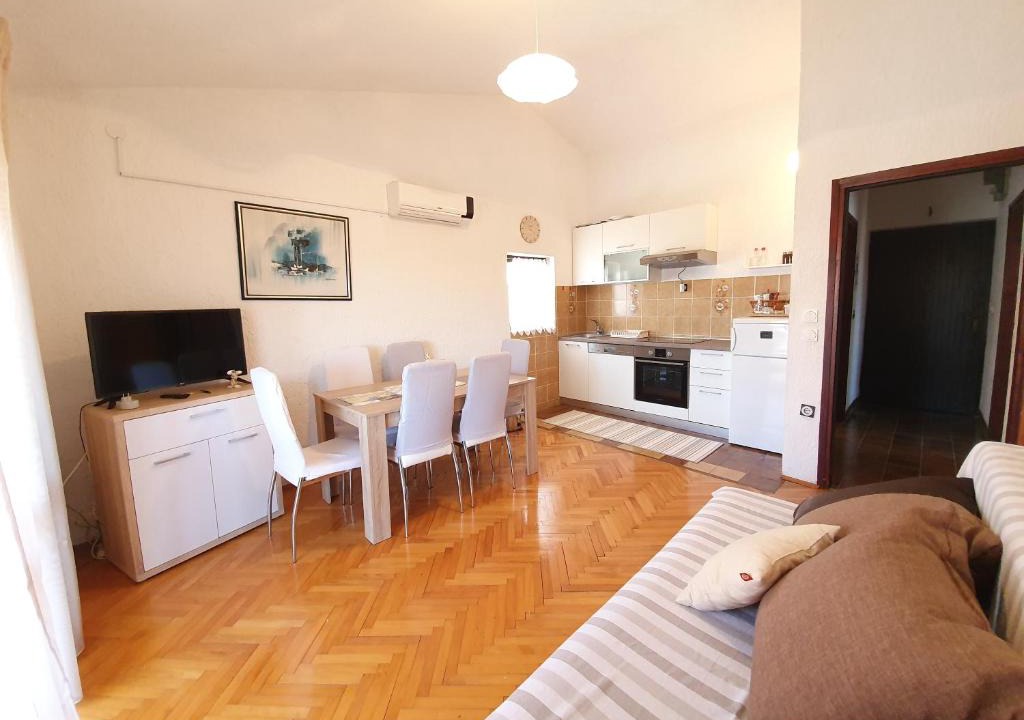 Novalja Apartment | Apartman Lovro
