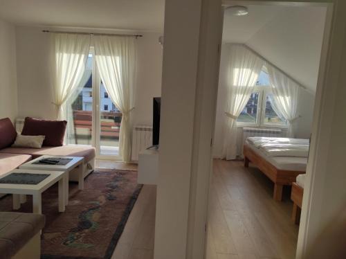 Pale Apartment | Apartman MiMa