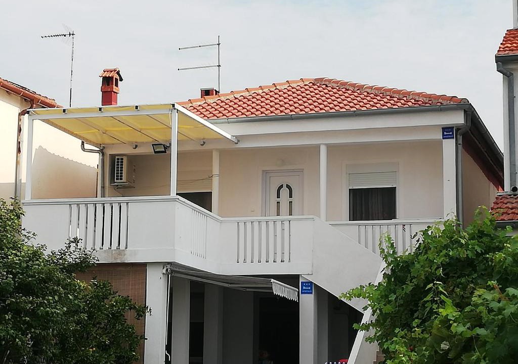 Turanj Apartment | Apartman Nina