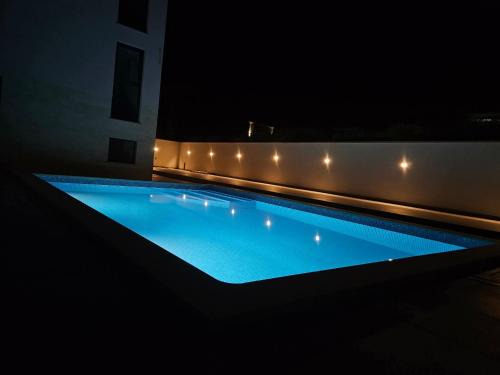 Zidarici Apartment | Apartmanska vila sa bazenom Klarika