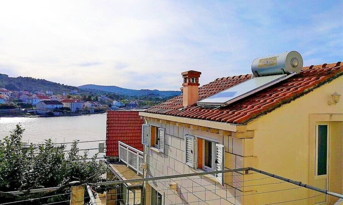 Lumbarda Apartment | Apartment Željko, (15530), Lumbarda, hr