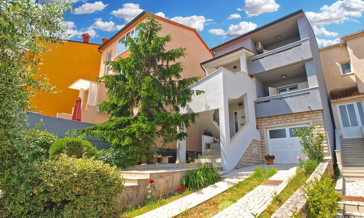 Vintijan Apartment | Apartment 1366/12852 (Istria - Pula), 1500m from the beach