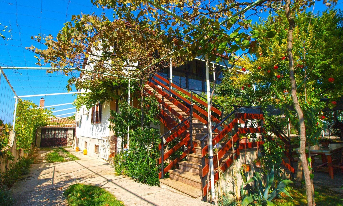 Stinjan Apartment | Apartment 531/1272 (Istria - Stinjan), 700m from the beach