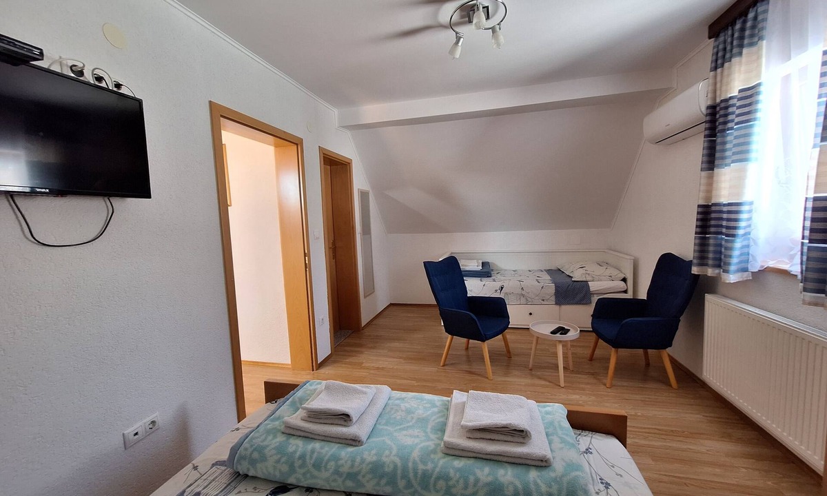 Poljanak Apartment | Apartment and Rooms Matej & Mateja (114431-A1) - Plitvicka Jezera