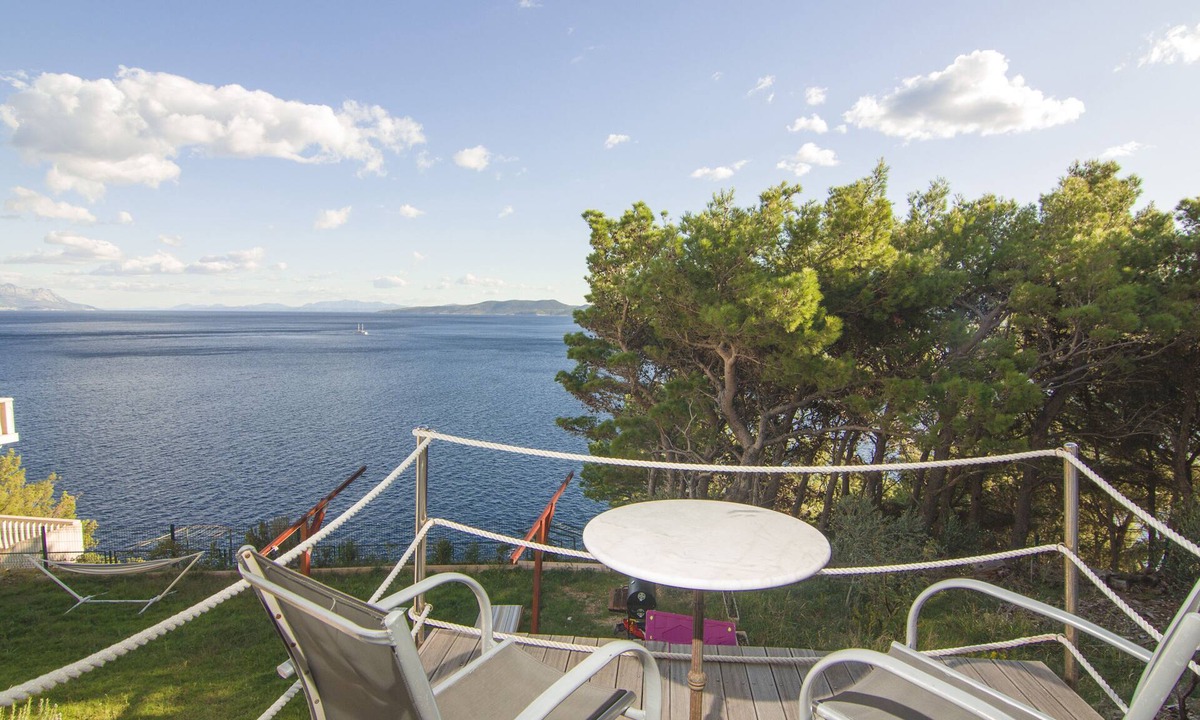 Marusici Apartment | Apartment Botta pool floor