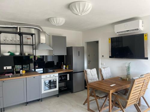 Frata Apartment | Apartment De Frata