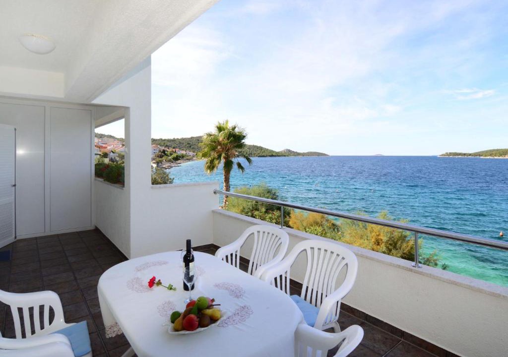 Razanj Apartment | Apartment Galeb - ROZ101 by Interhome