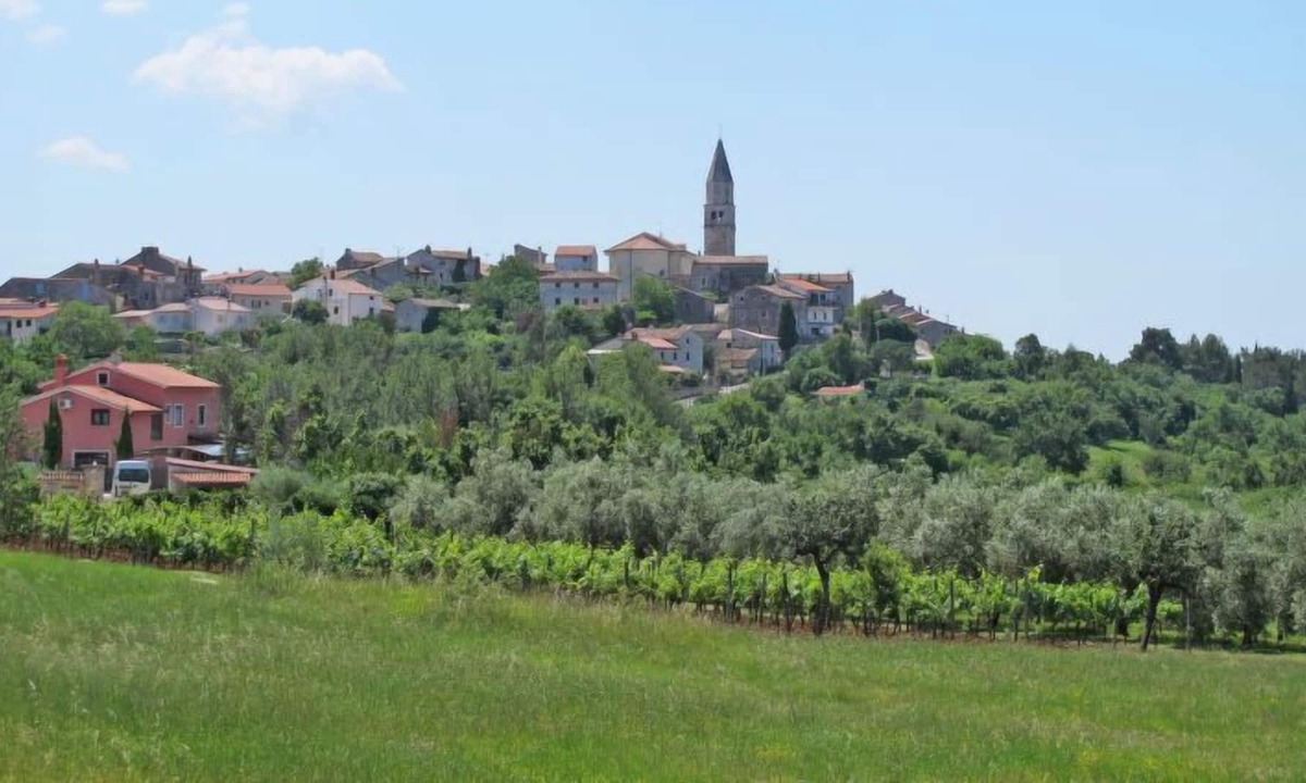 Kastelir Apartment | Apartment Gortan (KST102) in Porec/Kastelir - 4 persons, 2 bedrooms