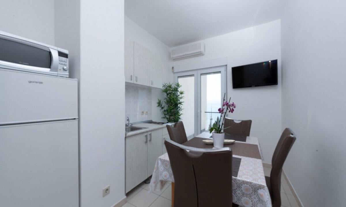 Omis Apartment | Apartment in Duće with Seaview, Terrace, Air condition, WIFI (3423-1)
