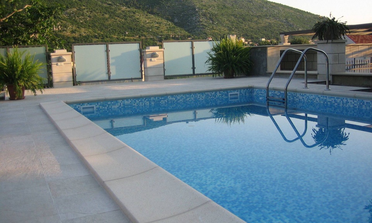 Dubrovnik Swimming Sea | Mokosica