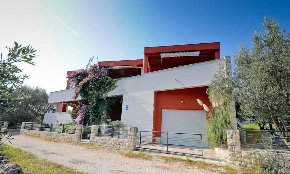 Kali Seaview Terrace Air Condition | Municipality of Kali