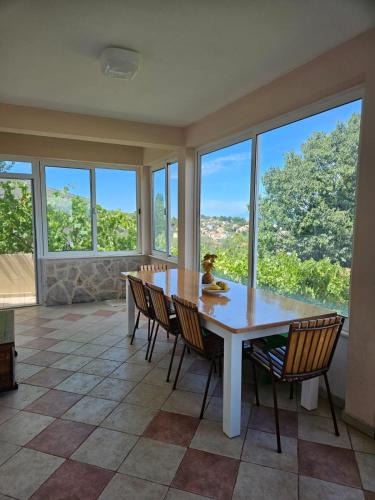 Preko Apartment | Apartment in Preko with sea view, terrace, air conditioning, Wi-Fi (4574-1)