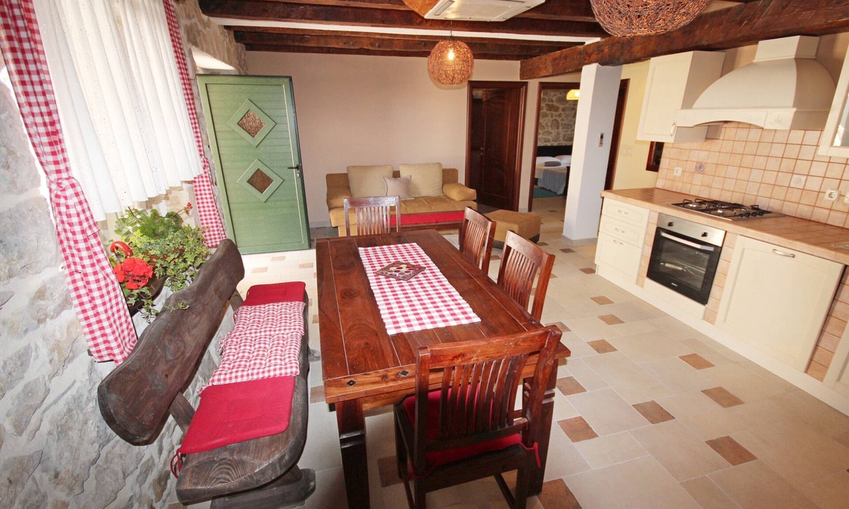 Ljubac Apartment | Apartment in Villa Rustica
