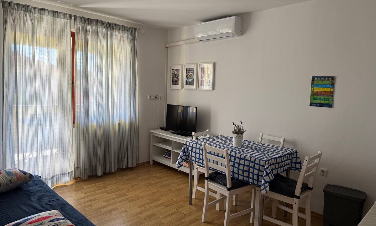 Porat Apartment | Apartment 'Josip with Sea View' with Sea View, Wi-Fi and Air Conditioning