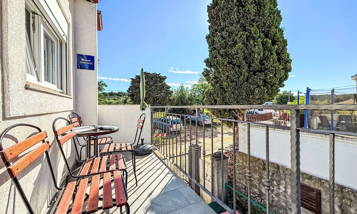 Diklo Apartment | Apartment Lucia by Interhome