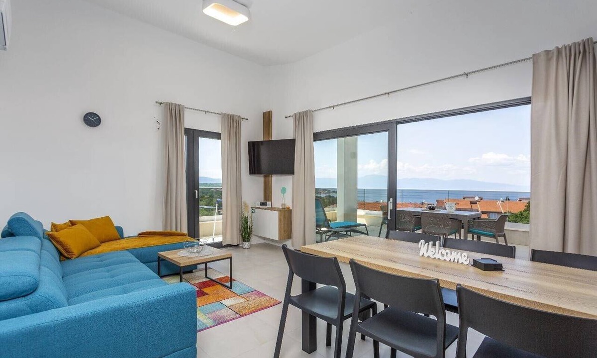 Milcetici Apartment | Apartment Luna with Jacuzzi and Pool