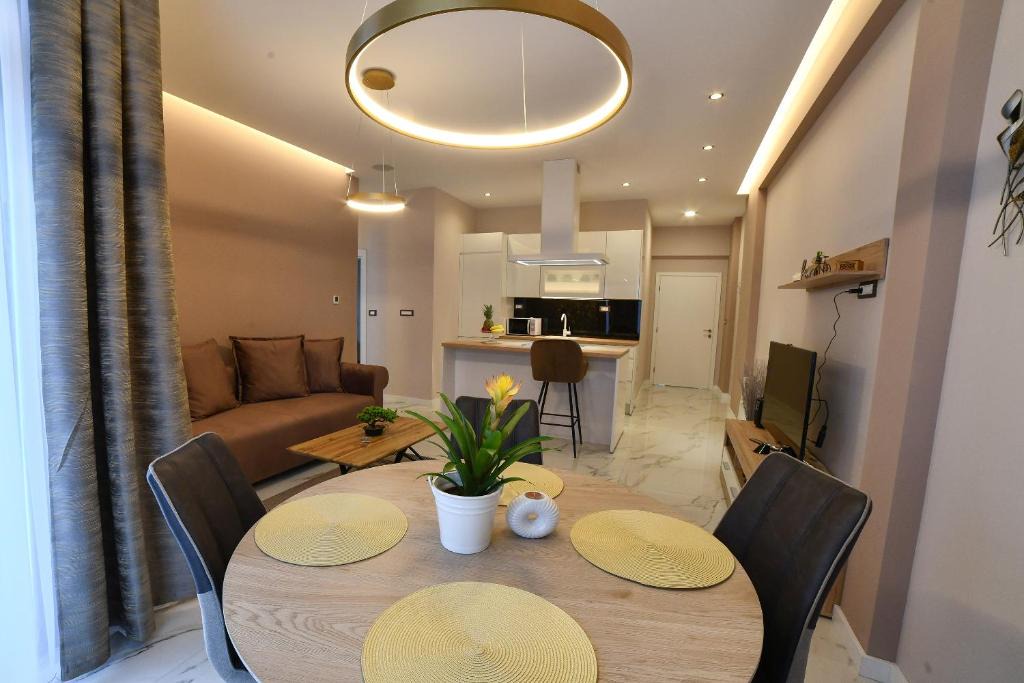 Dugopolje Apartment | Apartment Madonna