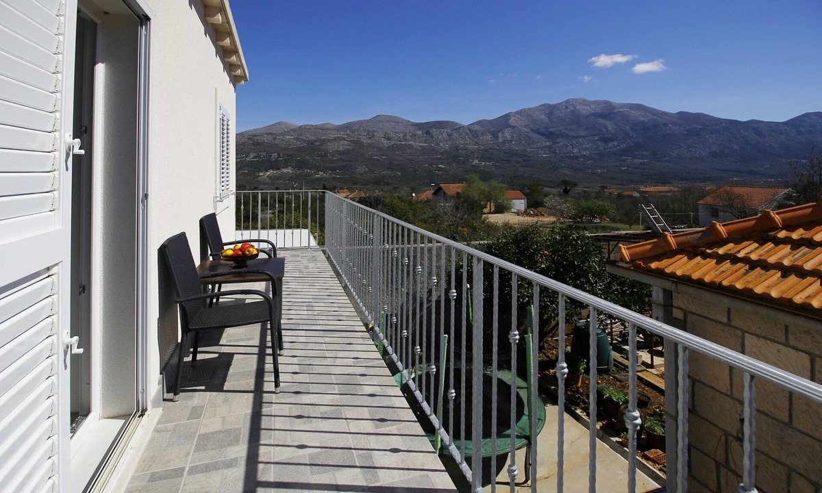 Cilipi Apartment | Apartment Marita - One Bedroom Apartment with Balcony