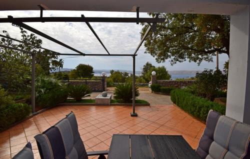 Cesarica Apartment | Apartment Paola 1 by Villas Guide