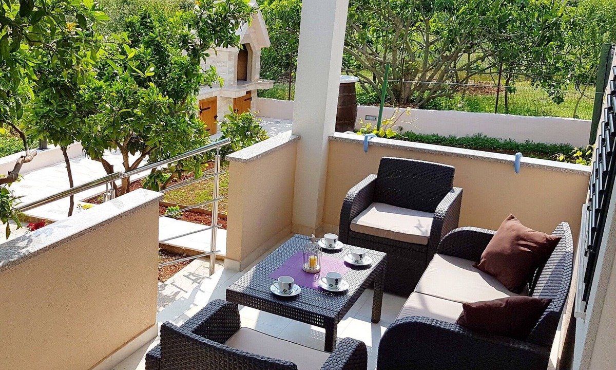 Vinisce Apartment | Apartment Stipe, (14952), Vinišce, hr