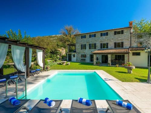 Buzet Apartment | Apartment Villa Alte Mühle by Interhome