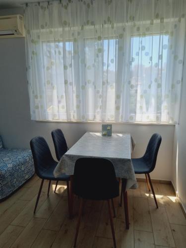 Vranjic Apartment | Apartment Vinka