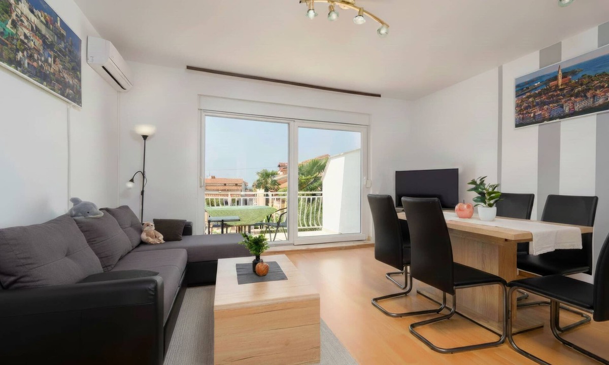 Gulici Apartment | Apartment with Balcony - 55m2 - 1 KM to the Sea and Tourist center