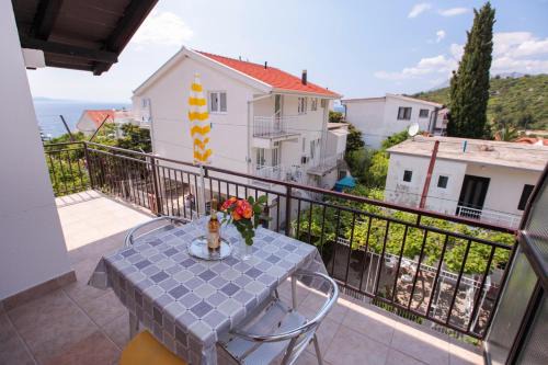 Gradac House | Apartments Adna
