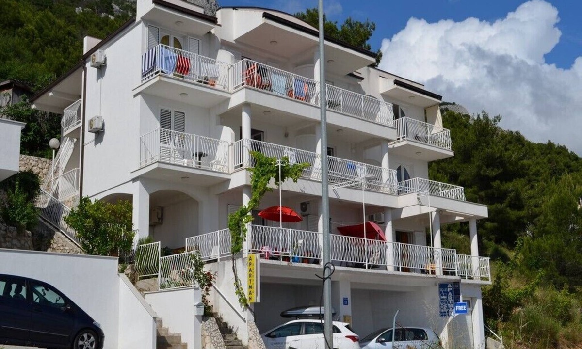 Pisak Apartment | Apartments and rooms Dubravka, (10803), Pisak, Omiš, hr