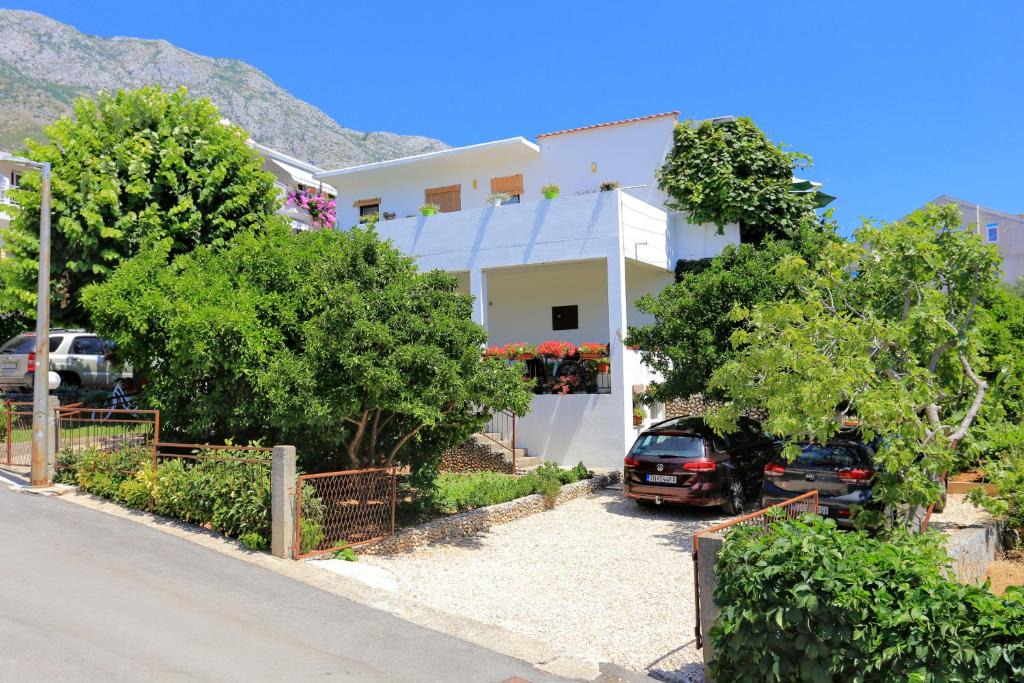 Blato Apartment | Apartments by the sea Zivogosce - Blato, Makarska - 1057