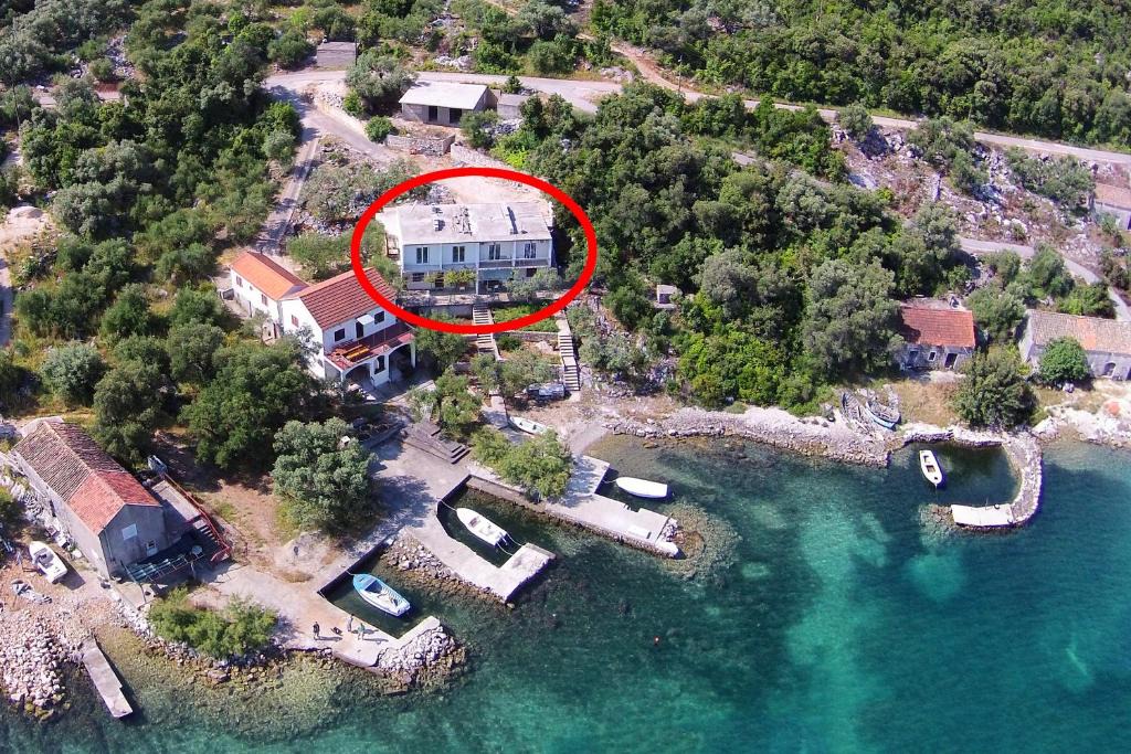 Putnikovic Apartment | Apartments by the sea Zuronja, Peljesac - 10137