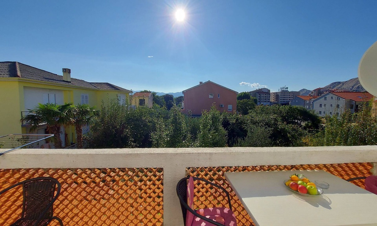 Jurandvor Apartment | Apartments Fam Tomasic (77771-A1) - Baska - island Krk