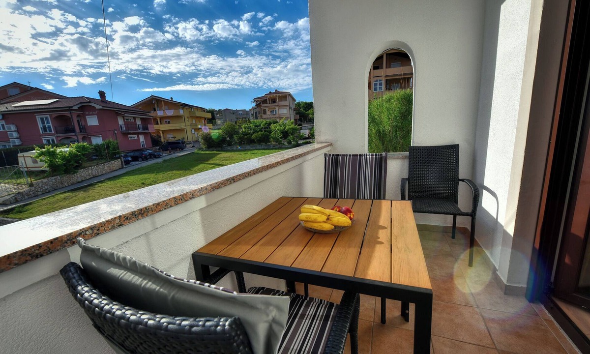 Lopar Apartment | Apartments Helena (86681-A3) - Lopar - island Rab