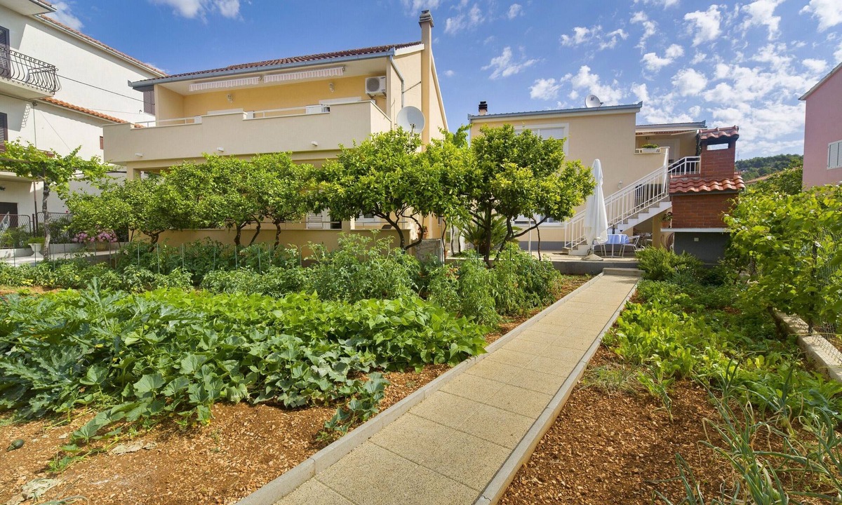 Poljica Apartment | Apartments Ivanka, (14674), Poljica, Croatia